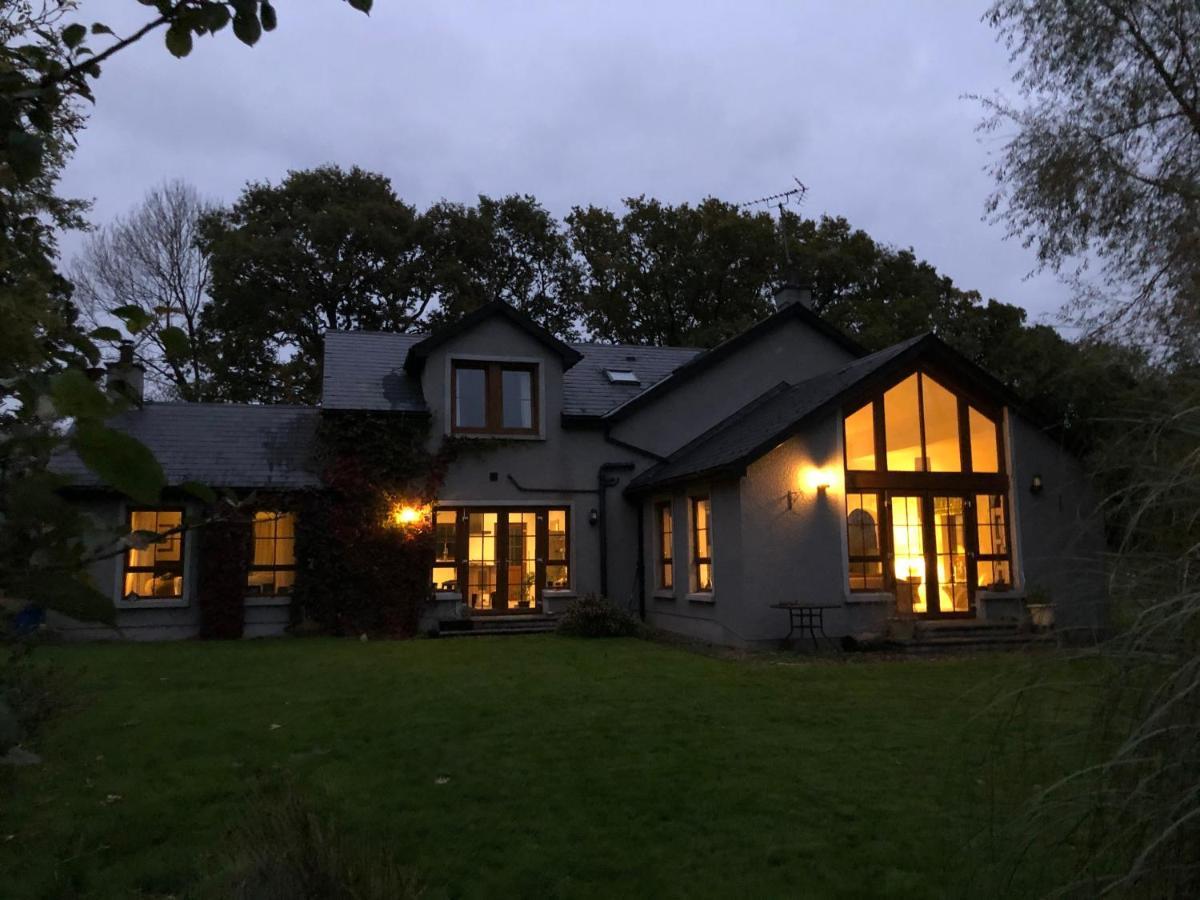 The Vandees Aghalee Exterior foto